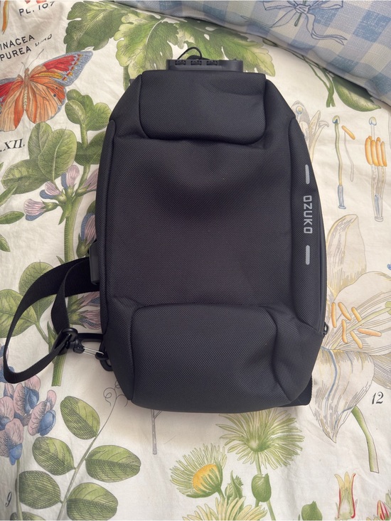 Handbags - Black Men’s Anti-Theft Sling Bag - Compact Everyday Carry NWT